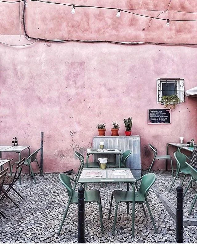 Life tip: Stand up. Stretch. Take a walk. Go to the airport. Get on a plane.  Never return.
| LOCAL can help &bull; link in bio |
🗺 @audreydansledecor