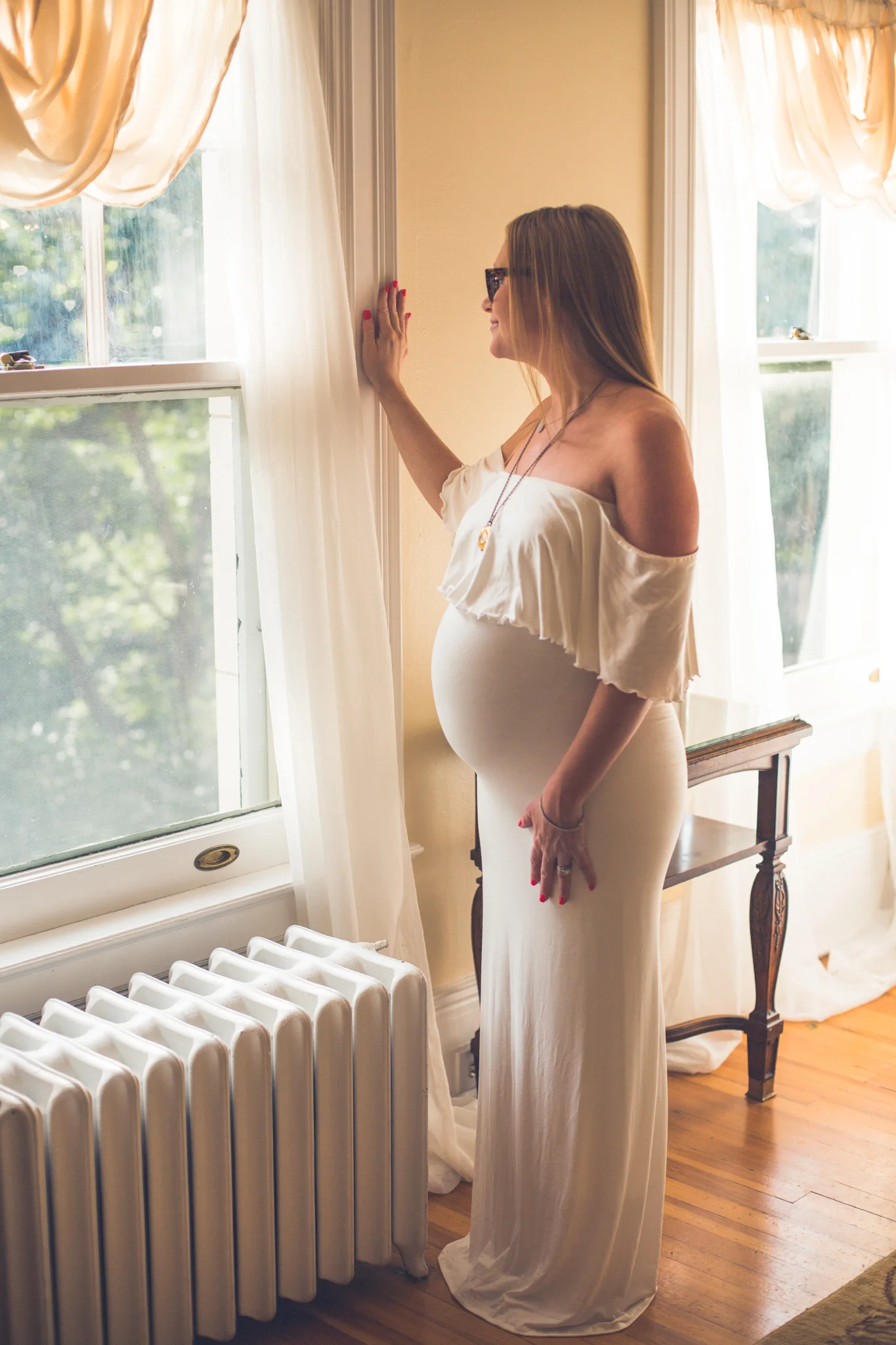 MATERNITY $400 60-90 minute photo session at location(s) T.B.D. with one outfit change. Pricing includes session fee, 35+ thoughtfully edited high resolution digital images with full print release and personal viewing collection. MATERNITY/NEWBORN collection $1000 (save $250 when booked together) Maternity session along with fresh 48 or newborn session.