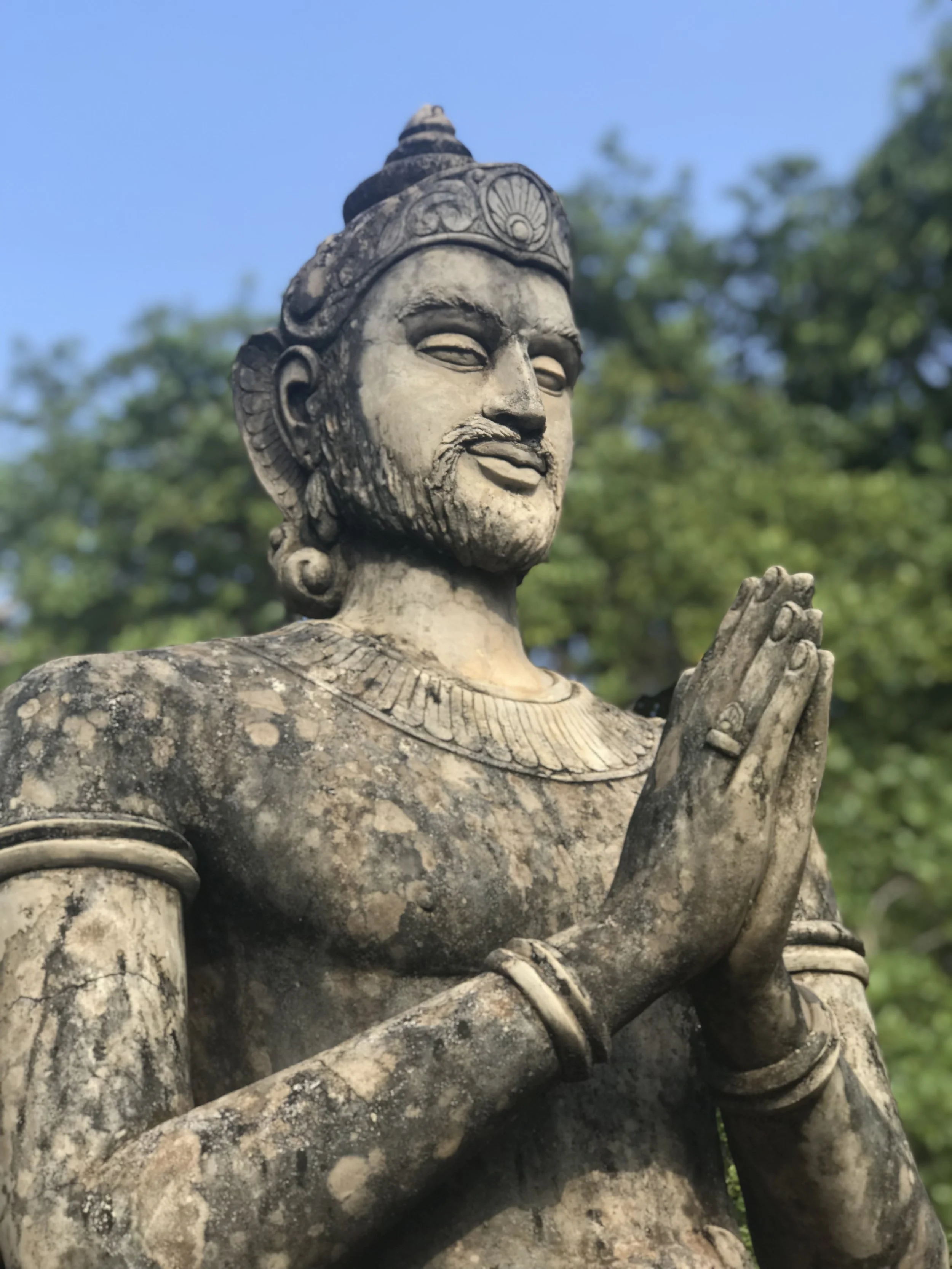 A statue of King Makalantissa outside the Ambasthala Dagaba. Taken with the iPhone’s ‘portrait mode.’