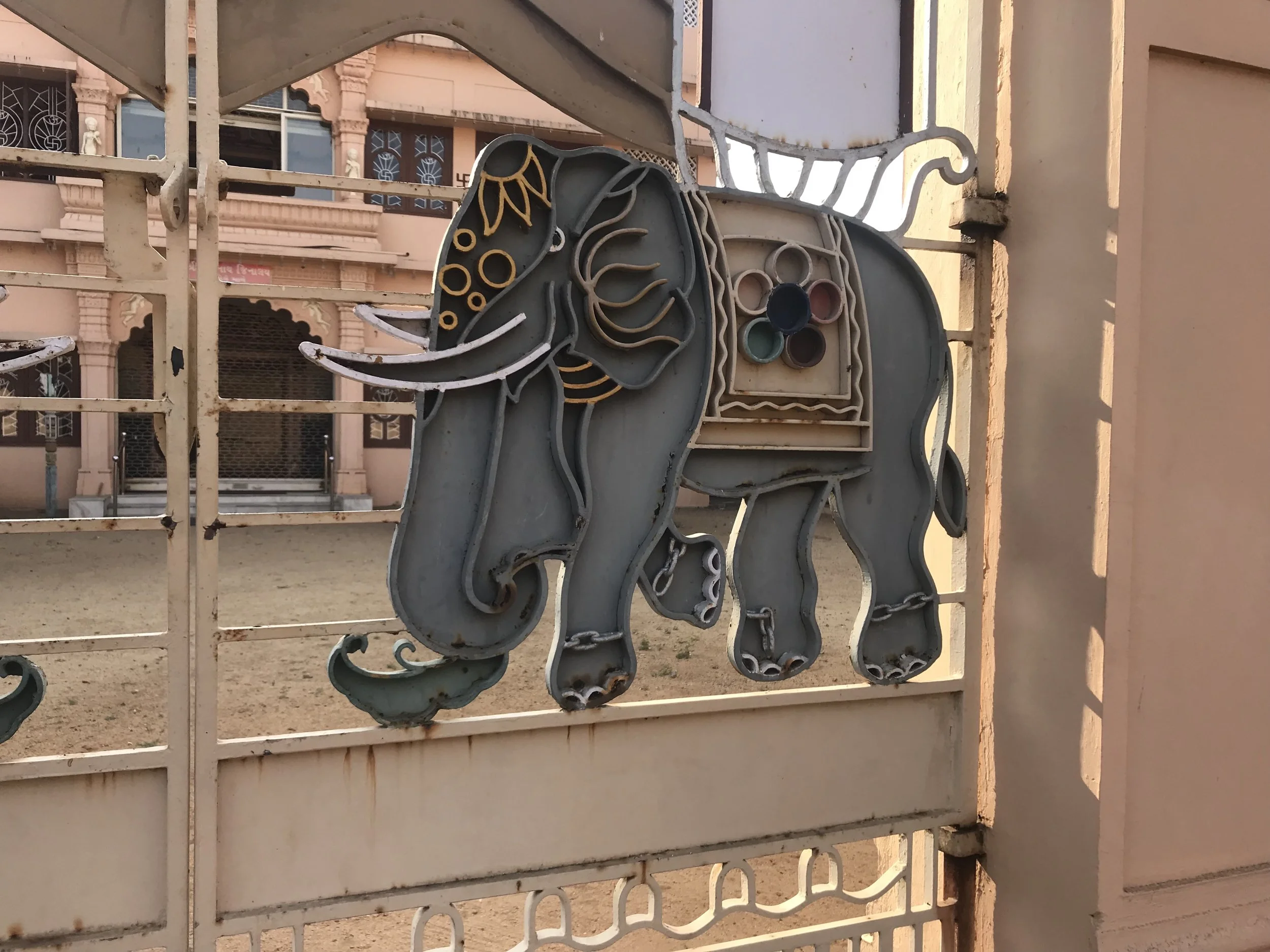 Spotted another elephant on the gates to the Jain temple in Fort Kochi. Unfortunately, we arrived too late to actually enter the temple.