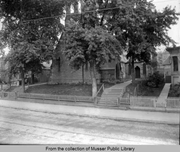 Circa 1900