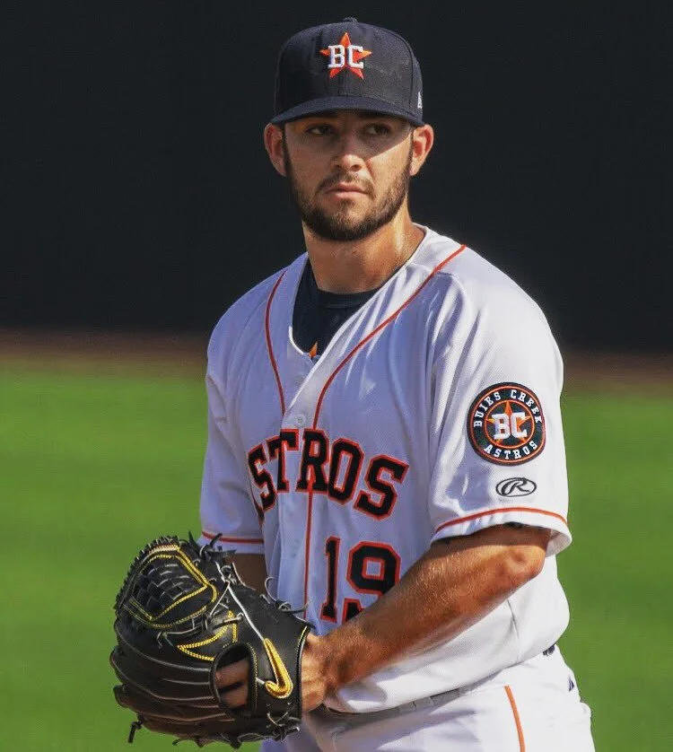 Creative Native - Native Athletes Podcast Ep #3 Brandon Bailey