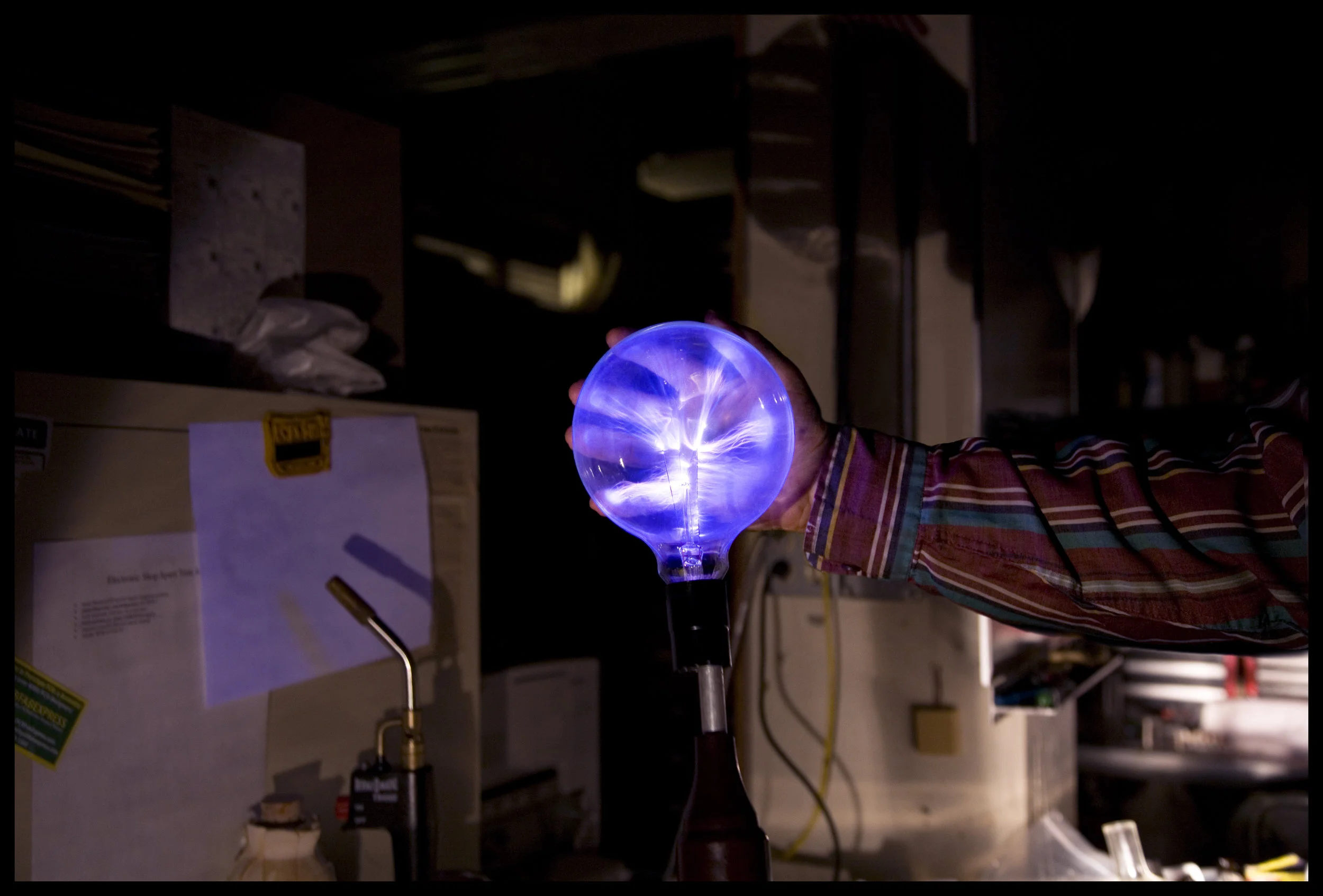 Bill Beaty: Crookes' Tube, 2007