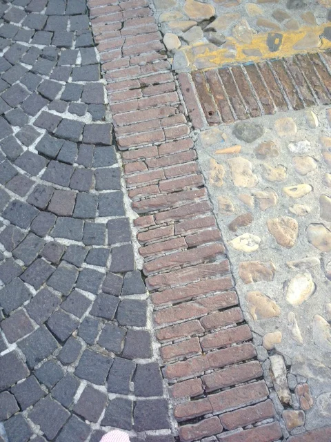 8ea36-pavingfromitaly11arterralandscapearchitects.jpg