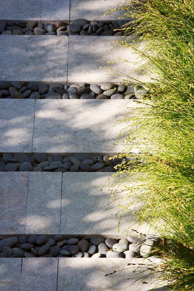 62 Degrees by Arterra Landscape Architects Photo by Michele Lee Willson