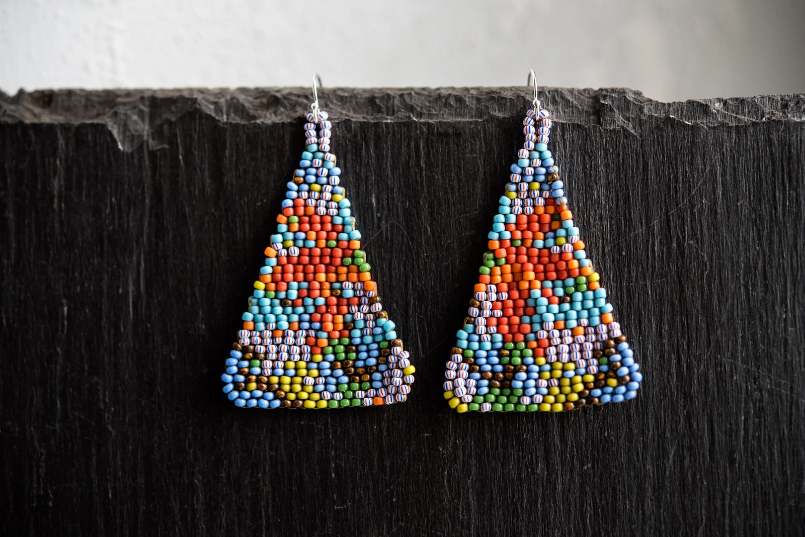 lilaS_beadedEarrings-23.jpg