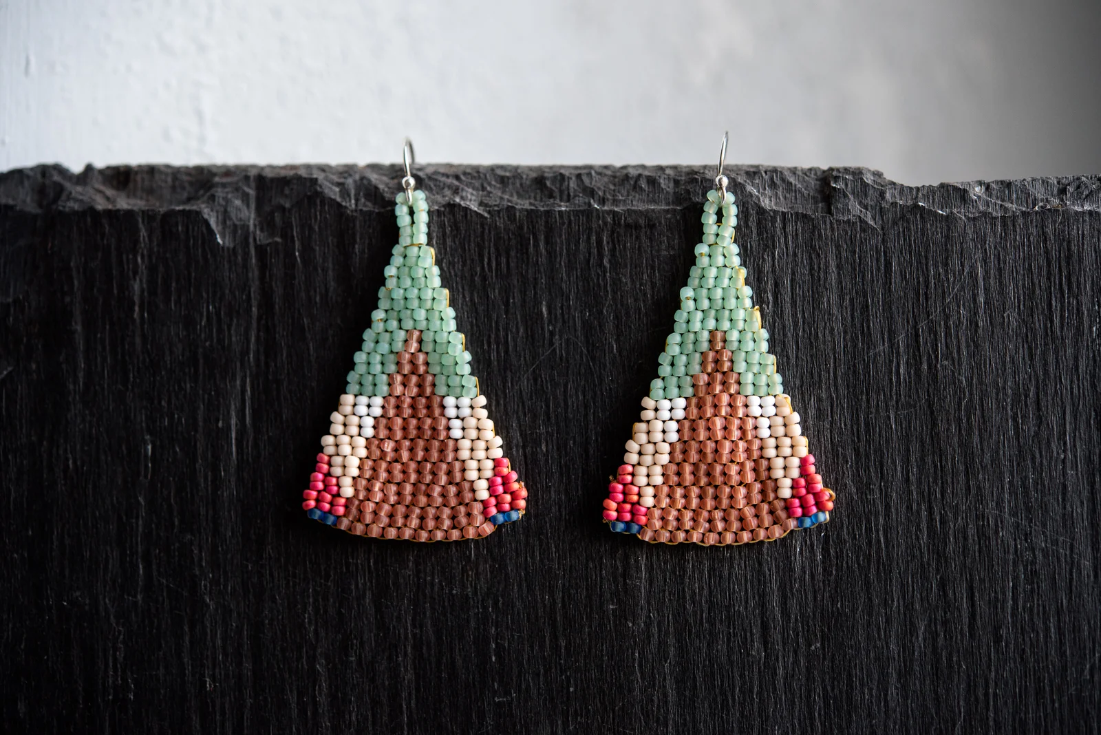 lilaS_beadedEarrings-37.jpg