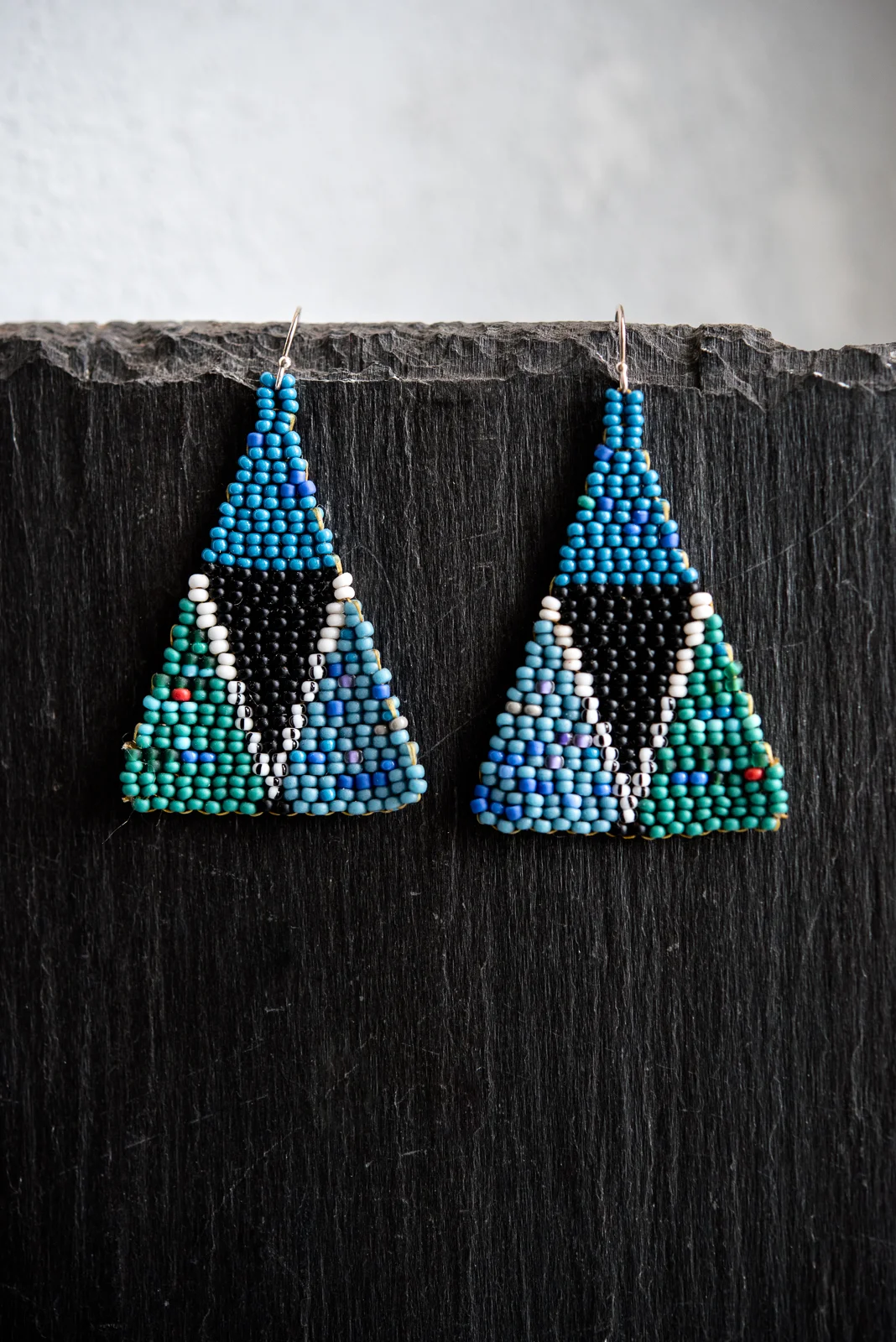 lilaS_beadedEarrings-46.jpg