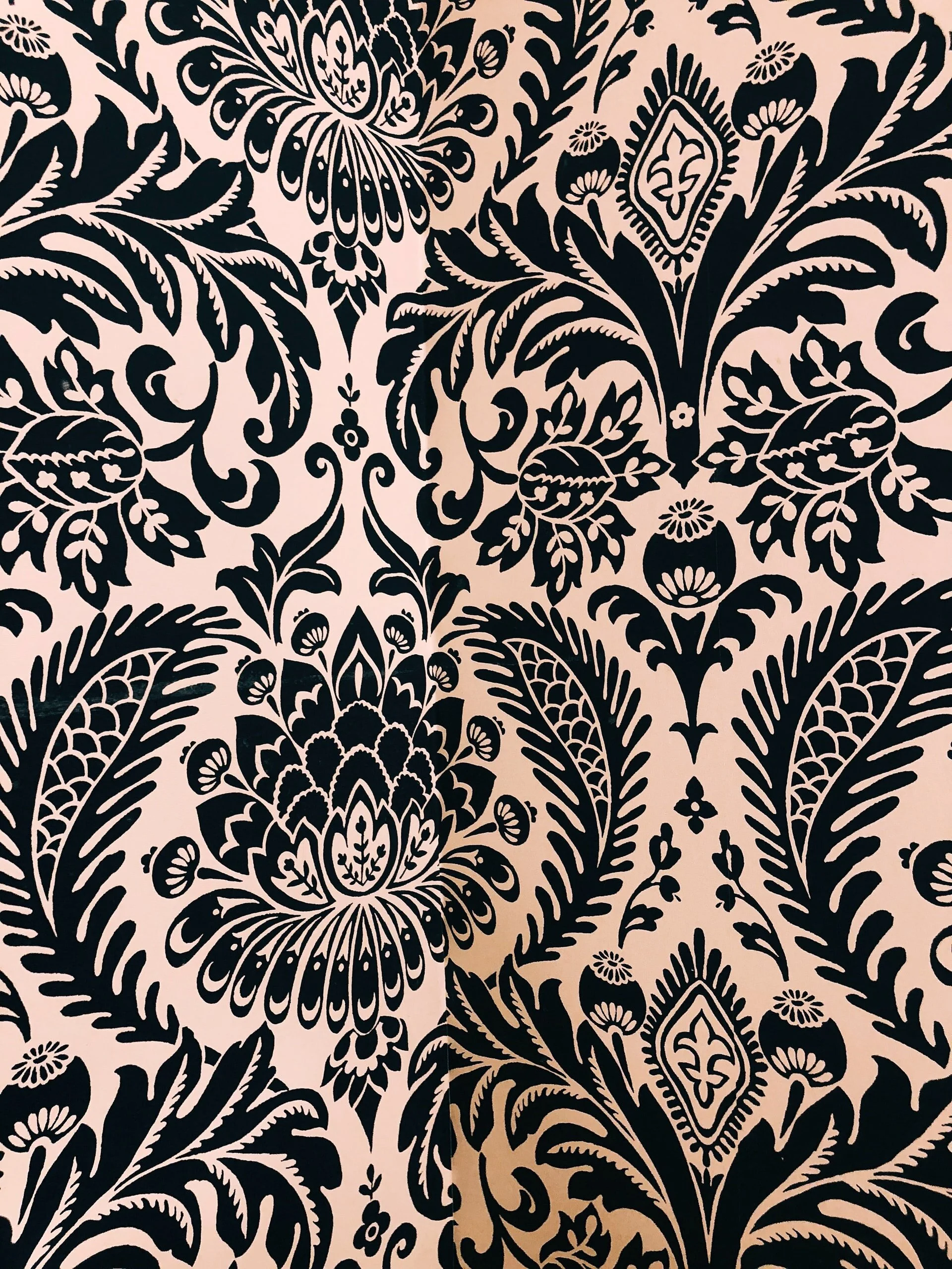 MY DOMAINE | Best Places to Buy Temporary Wallpaper
