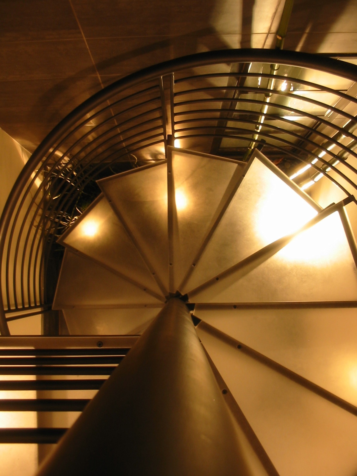 kitchen stairs 2.jpg