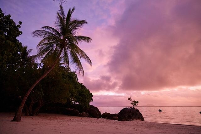 Lavender island skies 💜🙌🏽 Photo by @jonathanpozniak