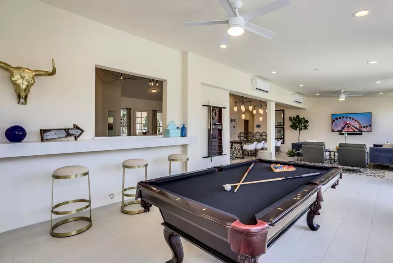 STRUT Oasis 8 Bedroom_18.png