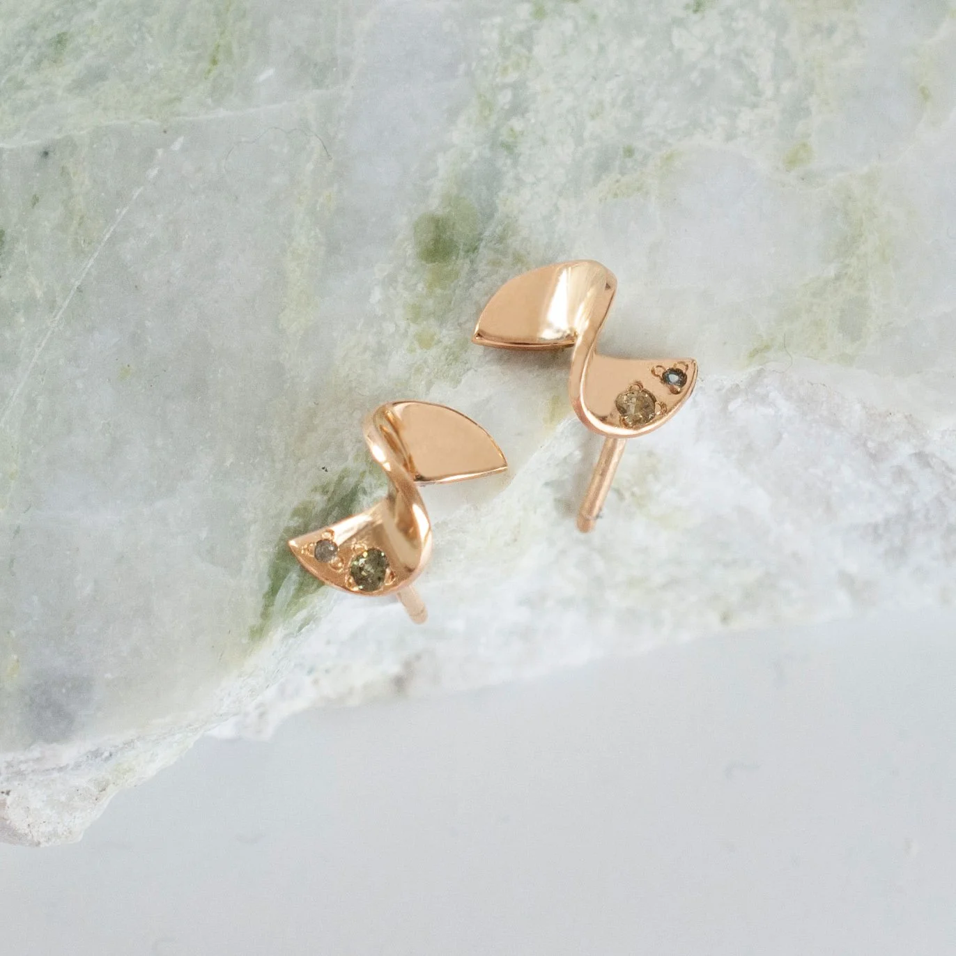 Yellow-Gold-Split-stud-earrings-featuring-colourful-sapphires-side.jpg