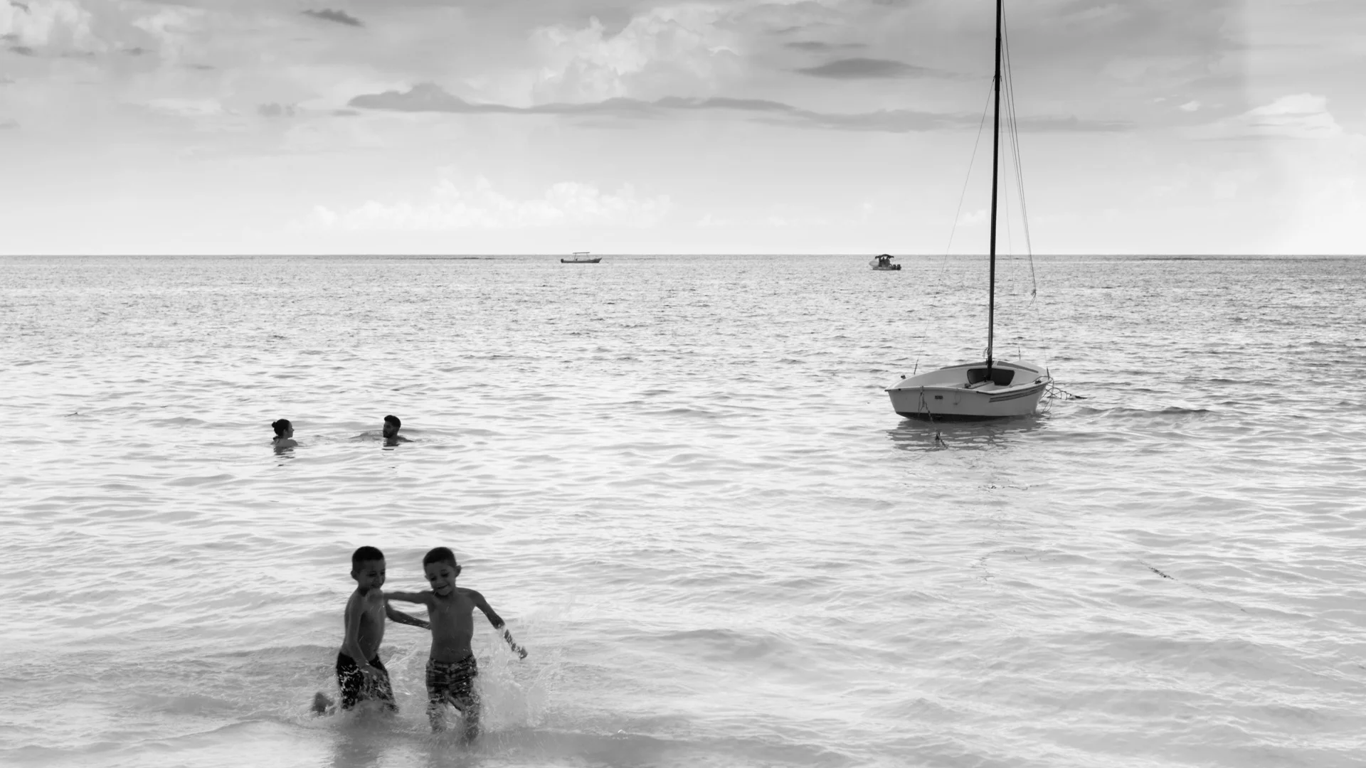 boats-3.JPG