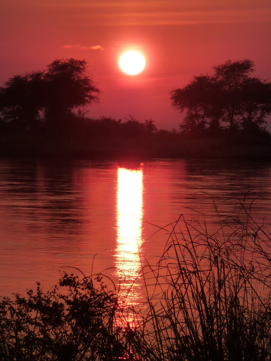 Sunrise at Mana Pools, Zimbabwe