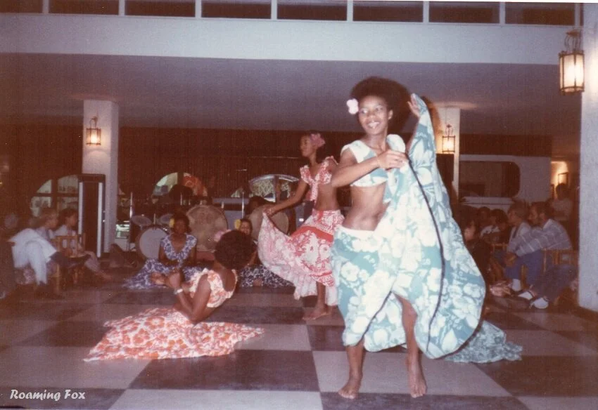 Sega-dancers-Mauritius-2.jpg