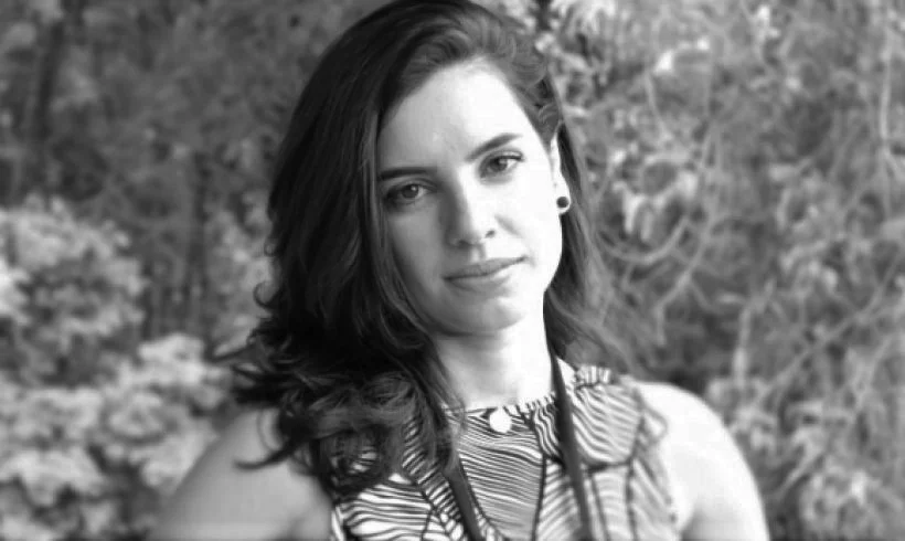 Renata-Carvalho-Grayscale-820x490.jpg
