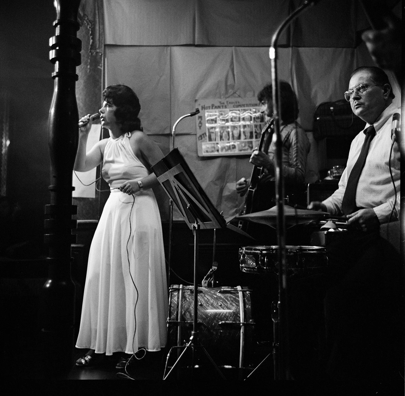 pub singer 1A 54 2.jpg