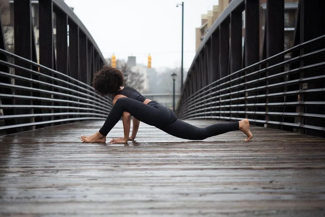 Alana_Black_Leggings1.jpg