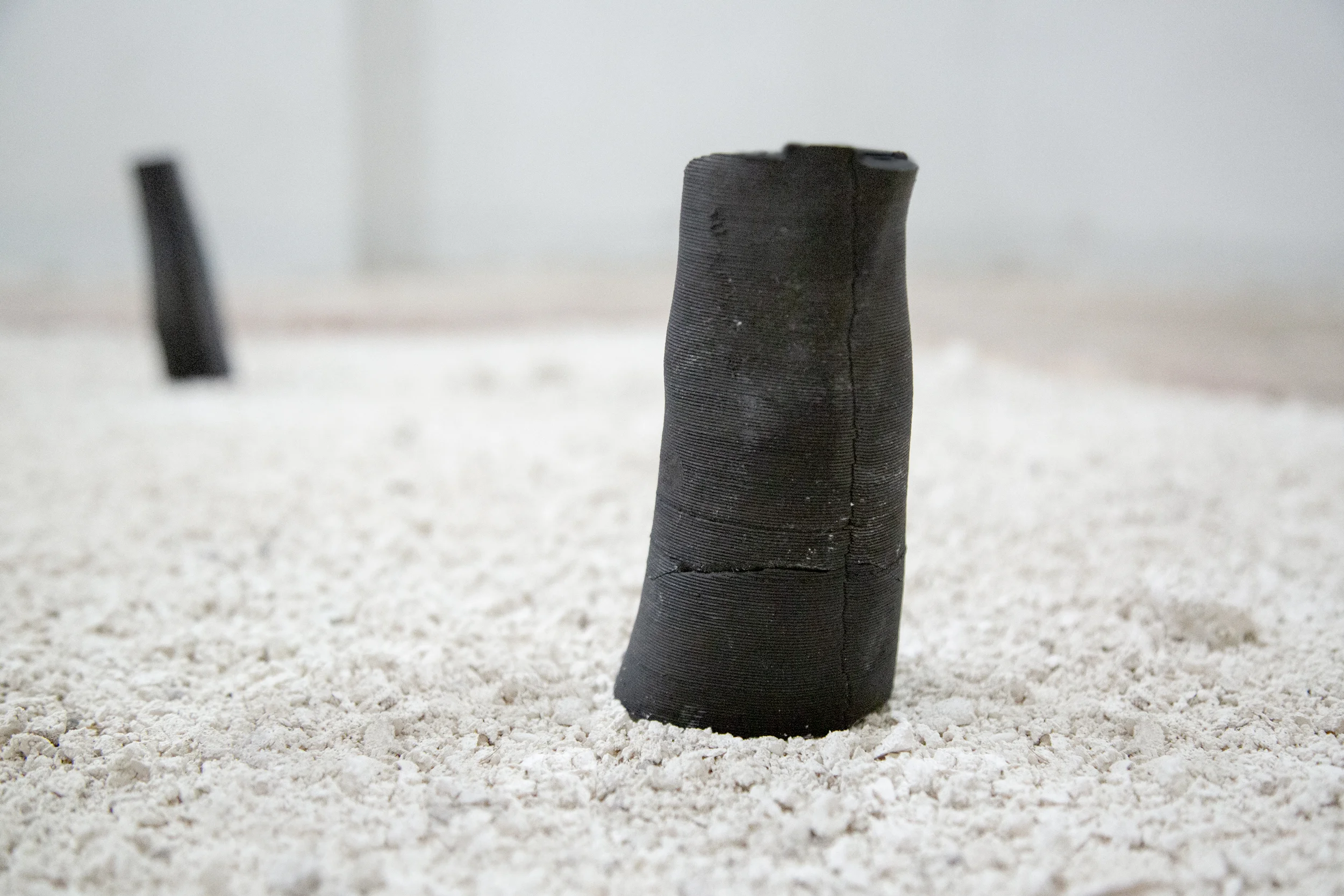 il chiaritoio, bucchero etrusco on 3D printed ceramic, travertine dust, sprouts
