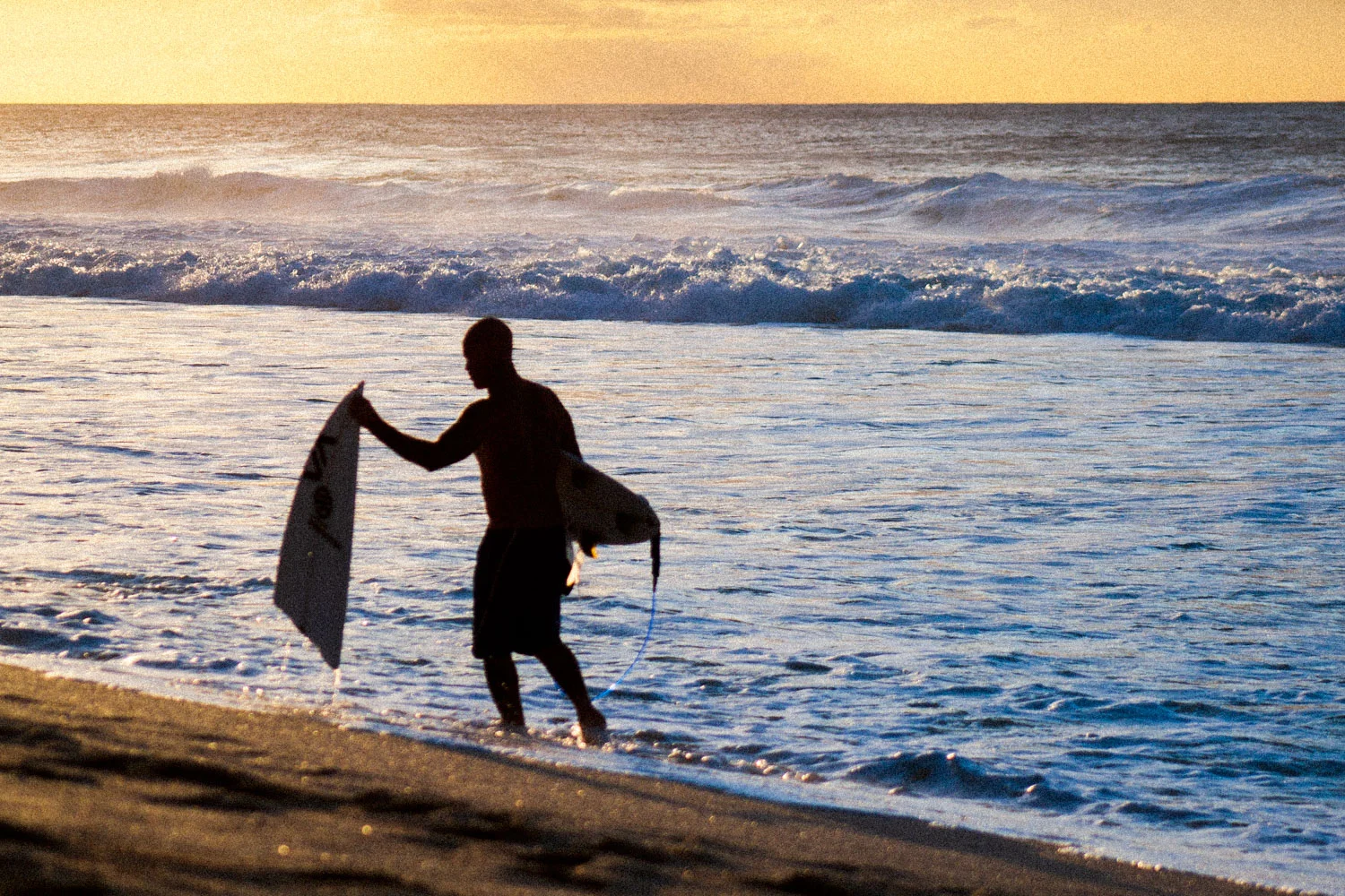 Oahu Pipeline Surfing by Nick DuPlessis Photography