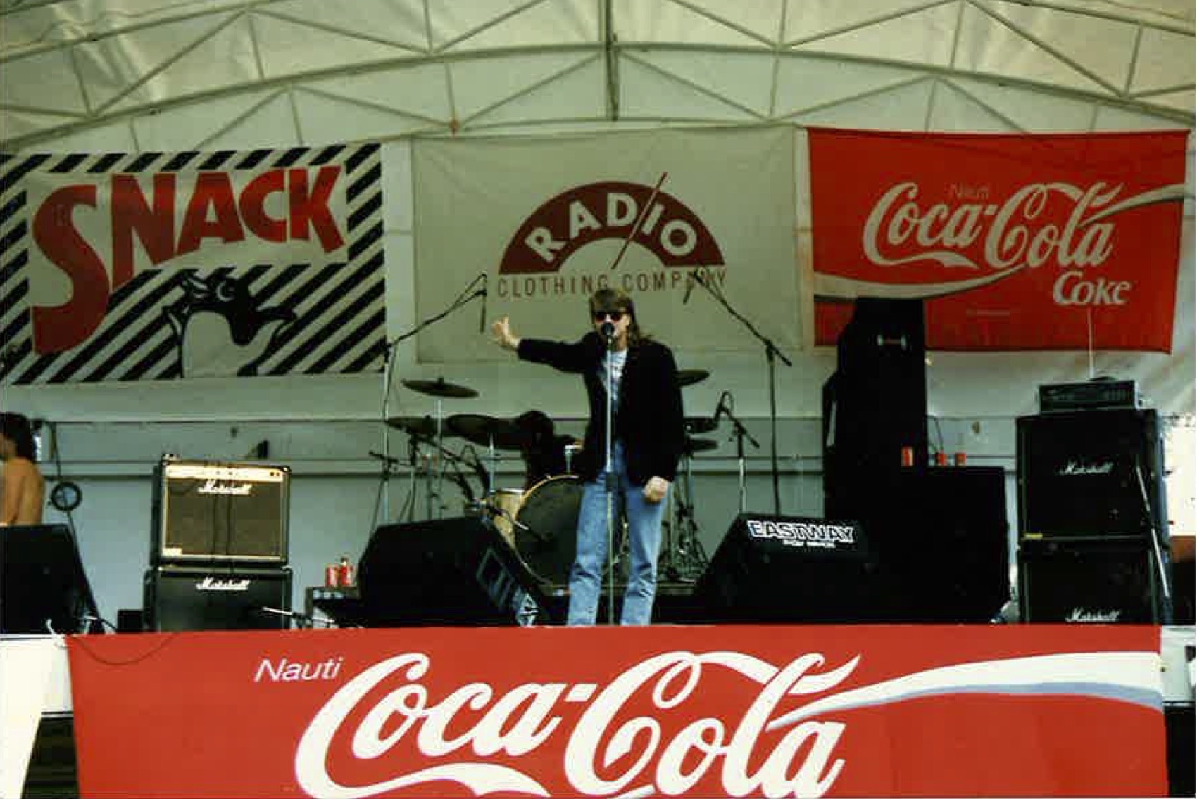 Ettanin Kaivarin konsertti, ehkä 1992