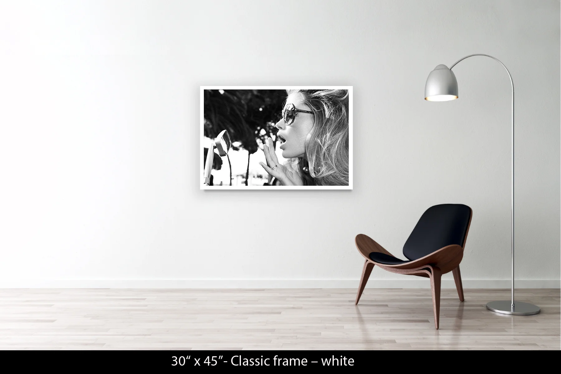 30"x45" | Classic Frame White