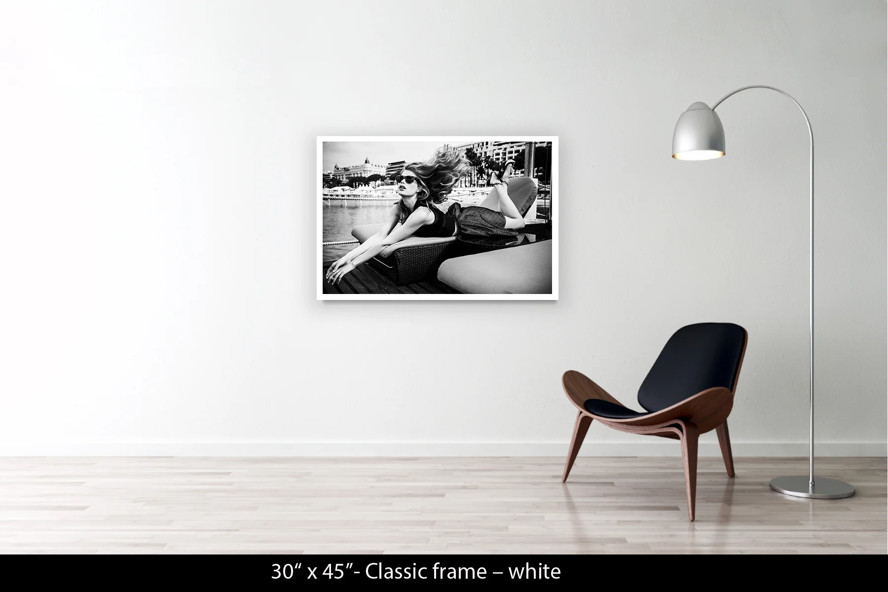 30"x45" | Classic Frame White