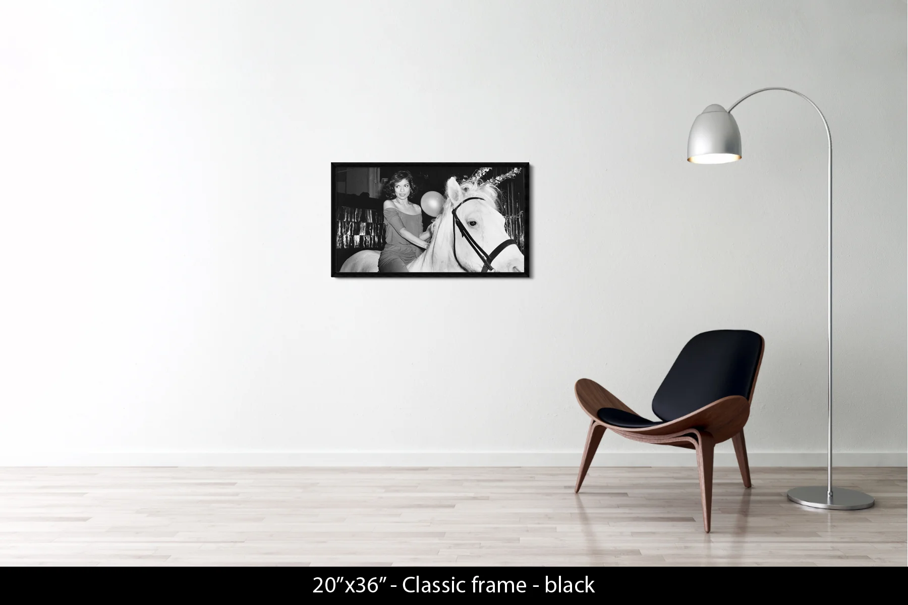 20"x36" | Classic Frame Black