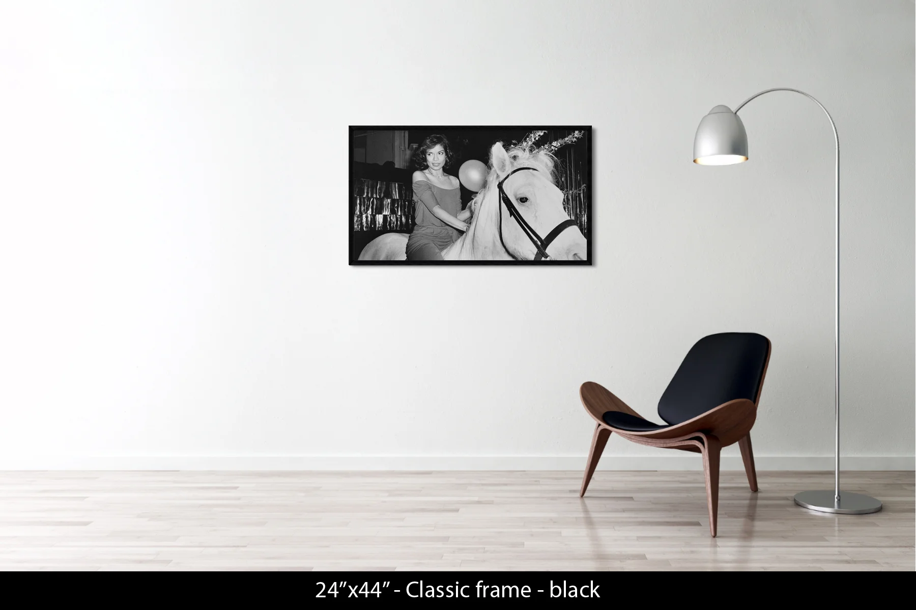 25"x44" | Classic Frame Black