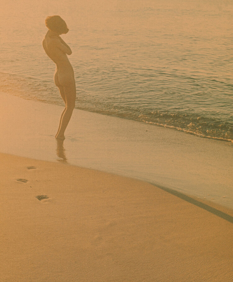 Alone+on+the+Beach.jpg