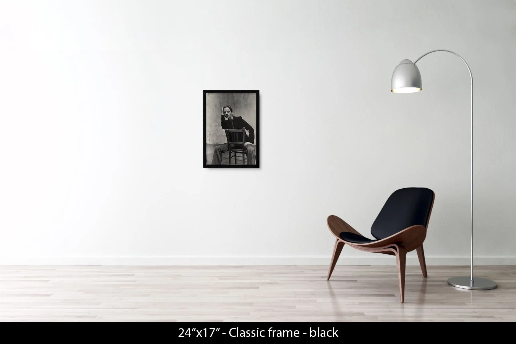 24"x17" | Classic Frame Black