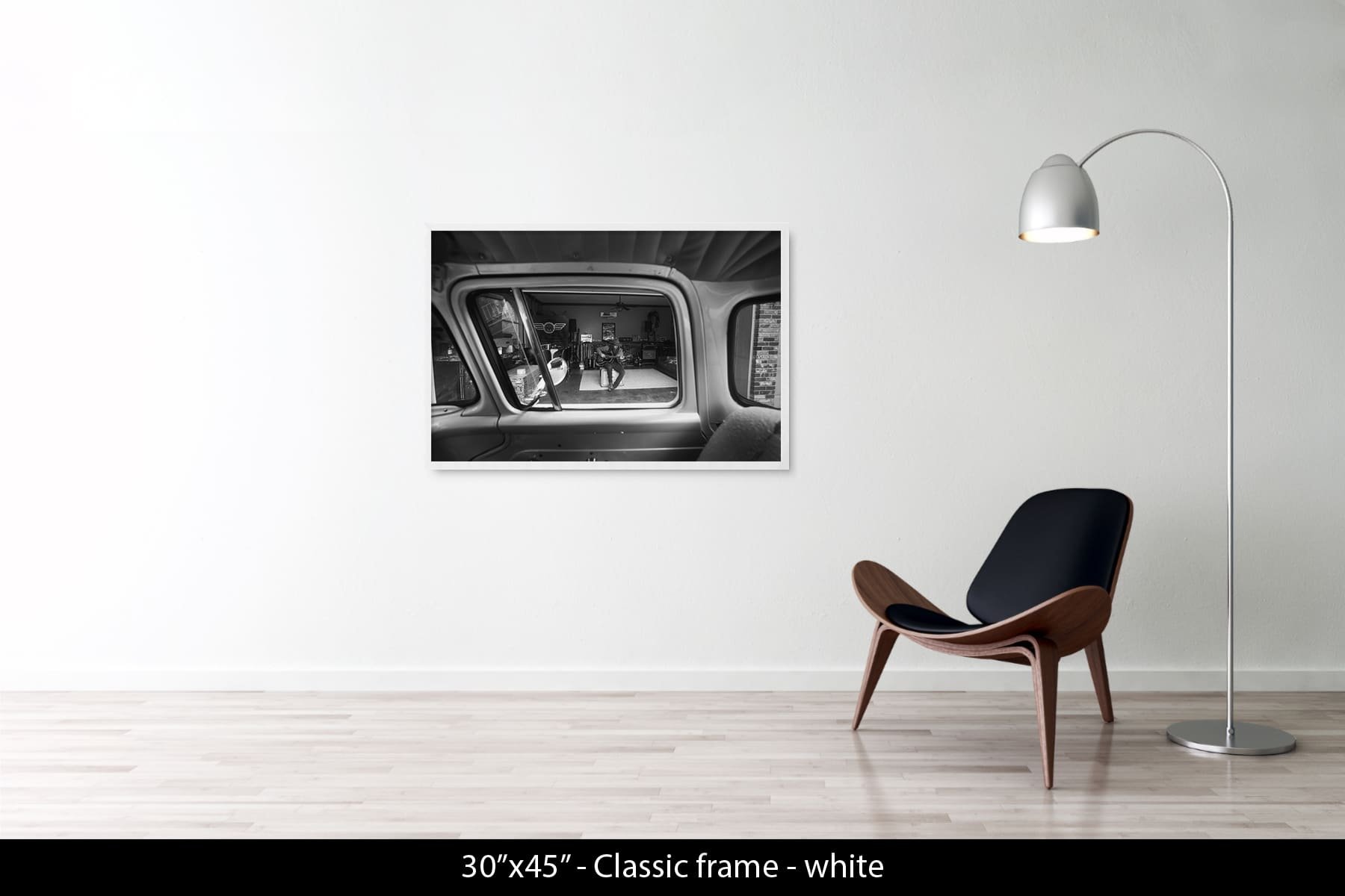 30"x45" | Classic Frame White