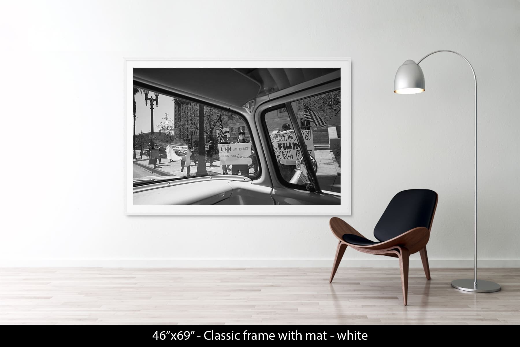 46"x69" | Classic Frame White + Mat