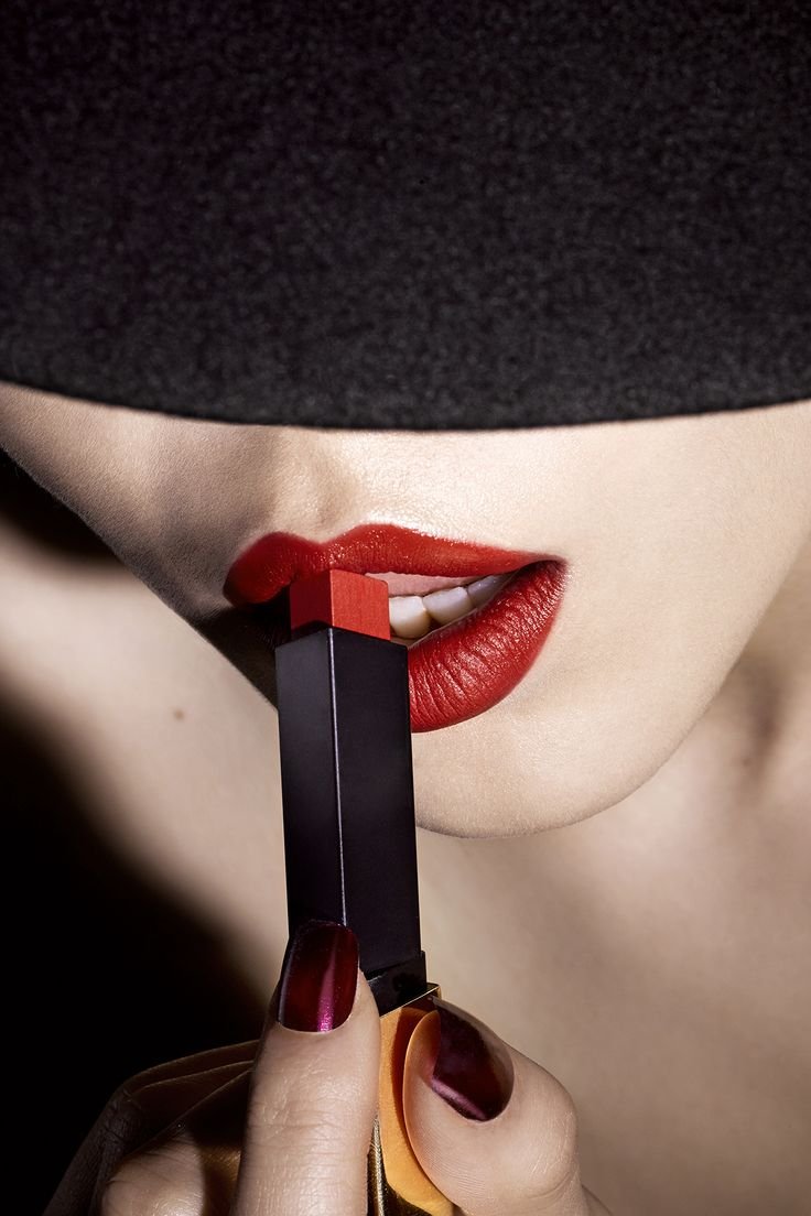 Sharper, Kenneth Willardt