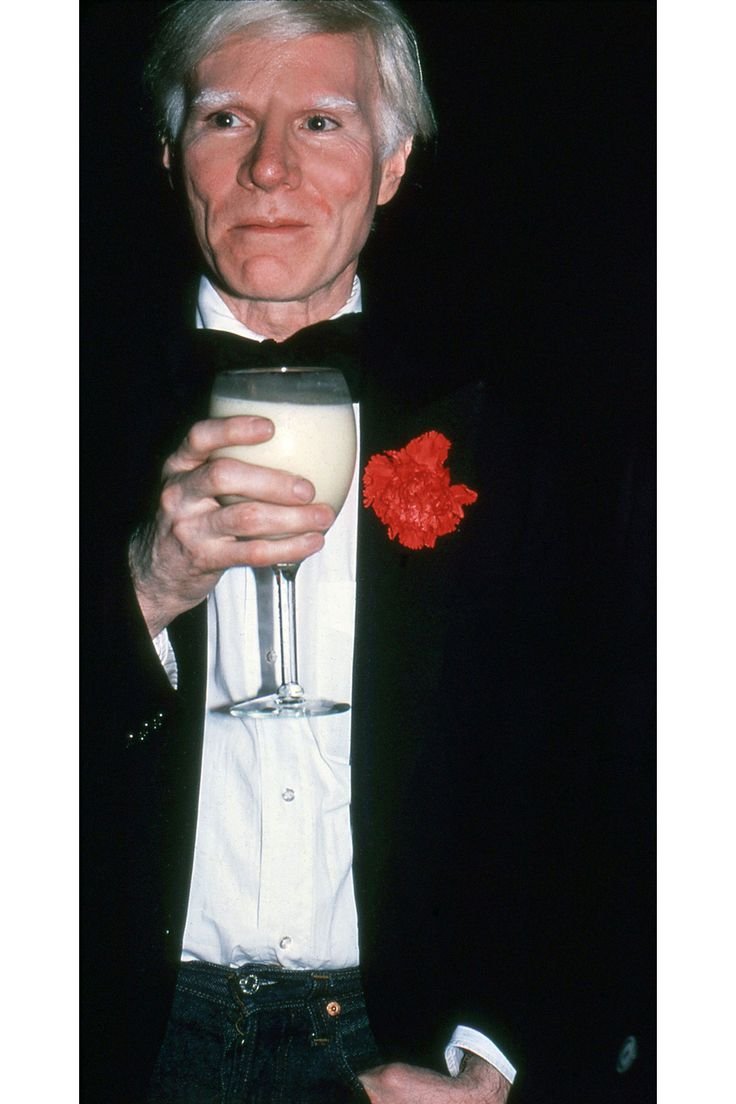 Andy_Warhol_Studio_54_by_Rose_Hartman.jpeg