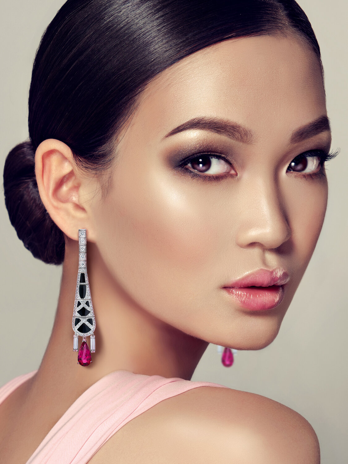 Geometric-Onyx-Rubellite-Ear-DustersModel.jpg