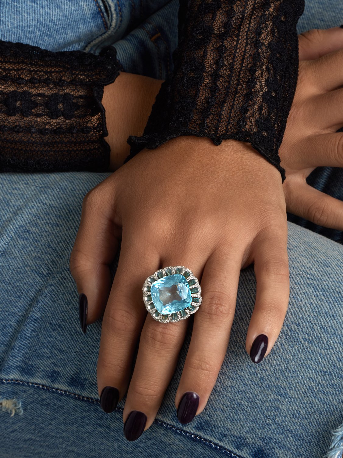 HR-0007-WG-FloatingAquamarineDiamondRing-04.jpg
