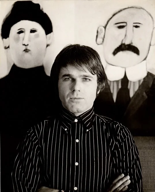 Tomie Artist 1960s.jpg