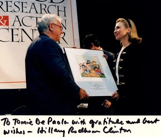 Tomie Hillary FRAC.jpg