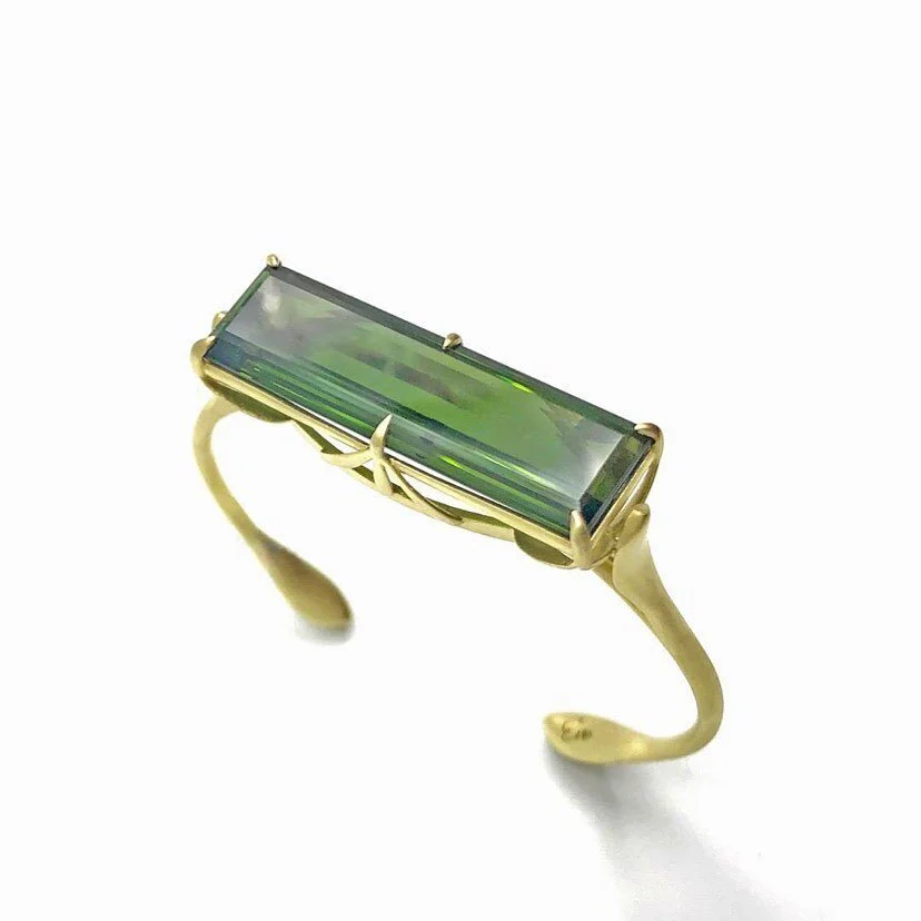 @originalevedesigns
I am so excited to be a FINALIST(!!) for the JA CASE Awards with this Green Tourmaline bracelet set in the Jungle Setting! I am so grateful and excited to be a Finalist. Thank you @jewelersofamerica⁠
⁠
The CASE Awards have been ju