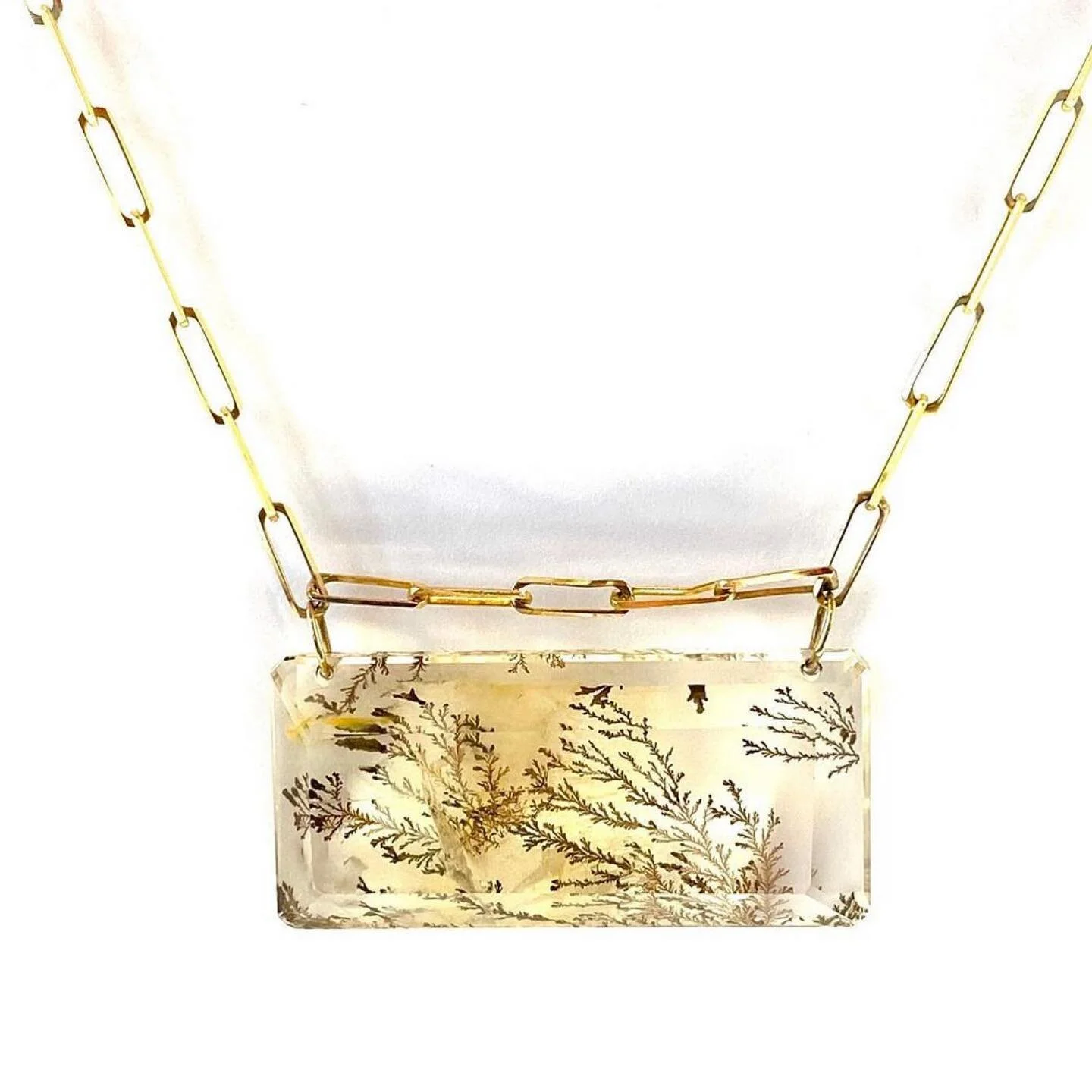 @lynnemerceinfinejewelry 
Summer is just around the corner! I am loving this easy, hippie-chic piece that is one-of-a-kind.  This dendritic quartz is a favorite of mine, especially on this 14k paperclip chain. ✨Mother&rsquo;s Day is May 9th✨  DM me f