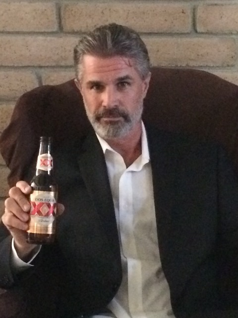  Photo by Damian Vega 