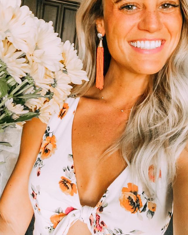 I&rsquo;m so lucky to be best friends with a badass boss babe like @goldenstrandjewelry 🧡 I love repping all of her amazing pieces!! Go check out all of her awesome Summer statement jewelry so you can take all your colorful outfits to the next level