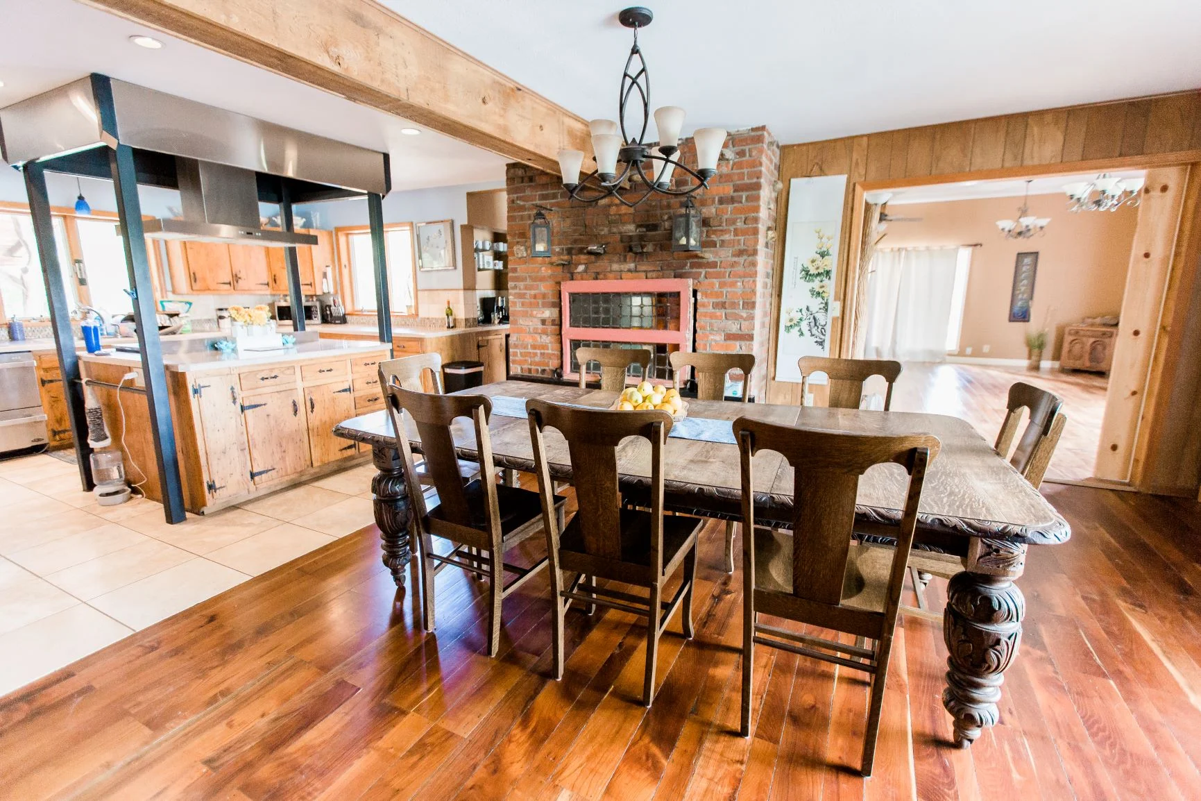 diningroom1.jpg