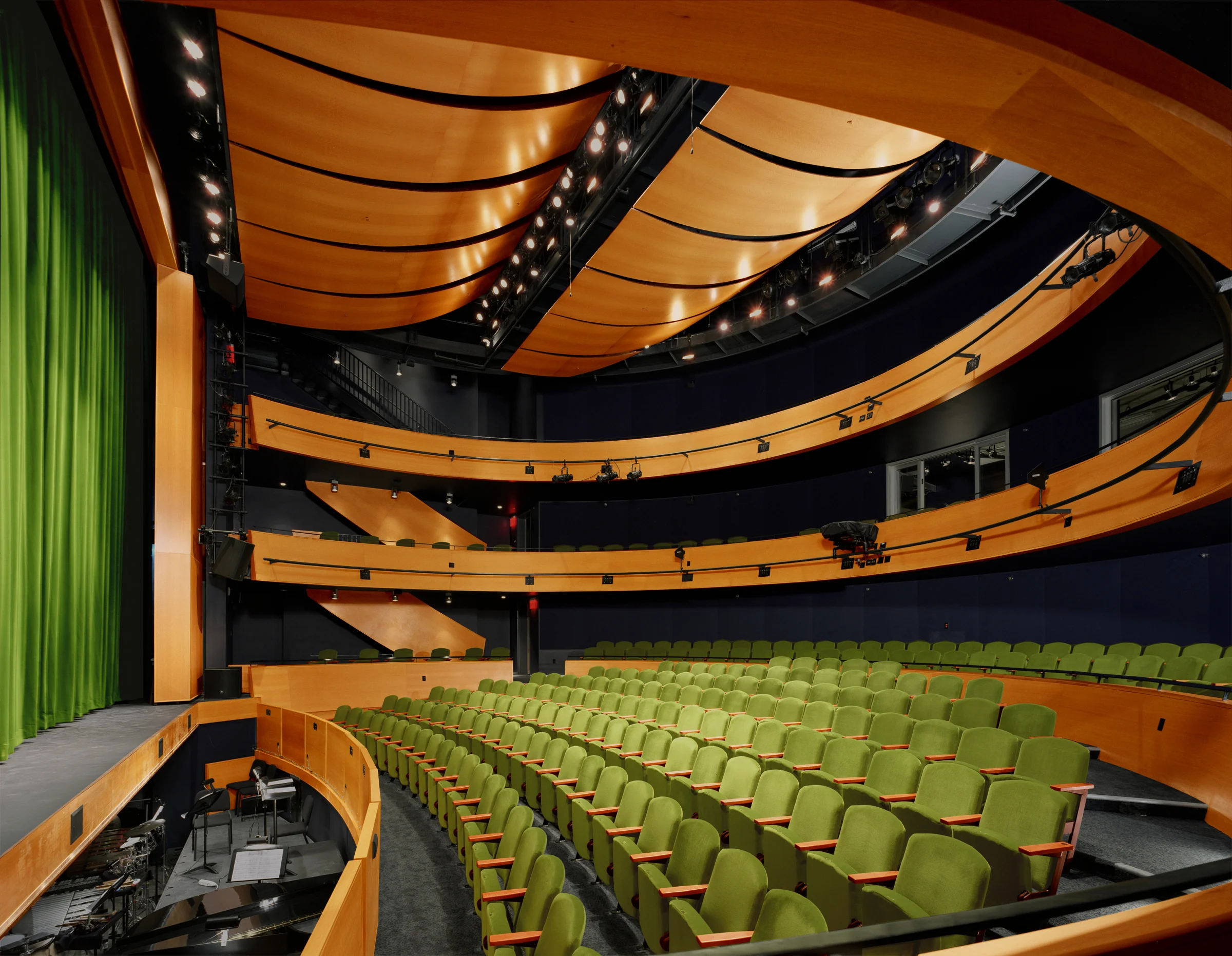 84413-int-theater-orchestra.jpg