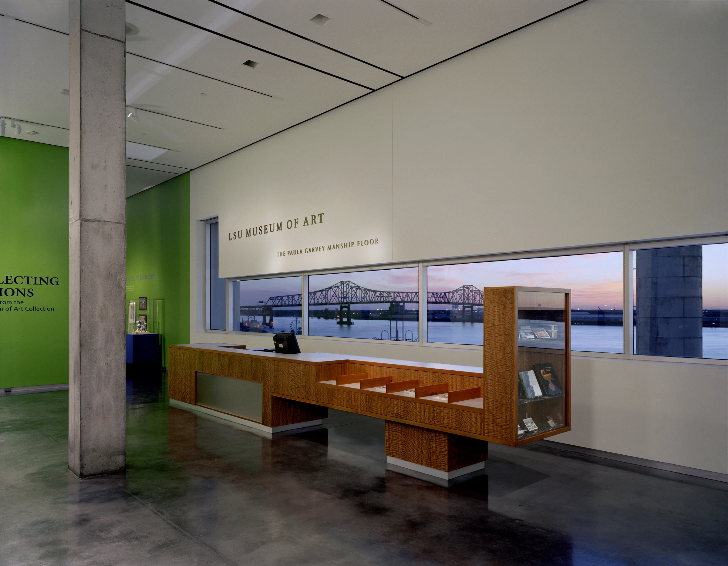 ps-84426-int-museum-lobby copy.jpg