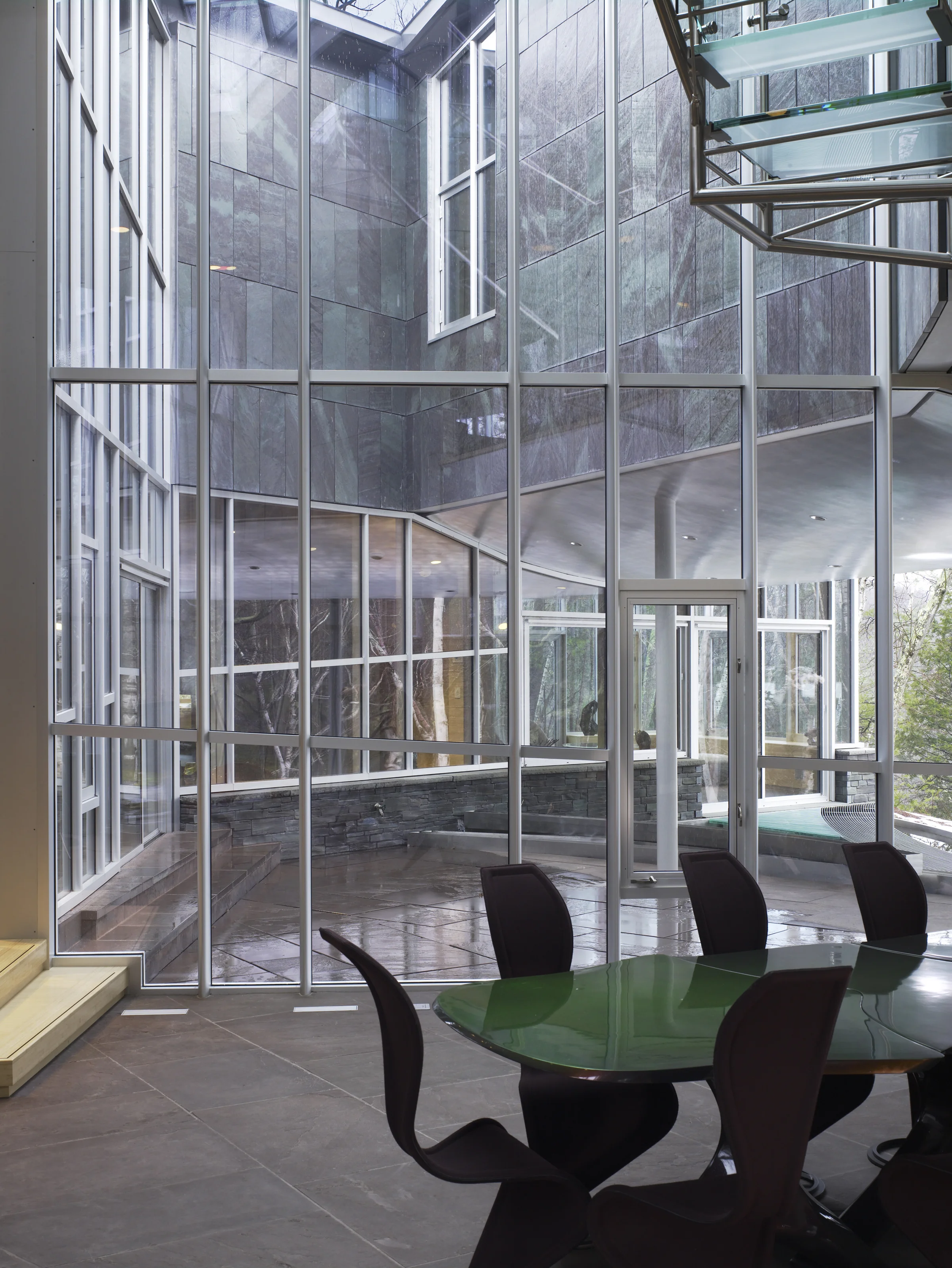 9901-int-dining-view_130.jpg