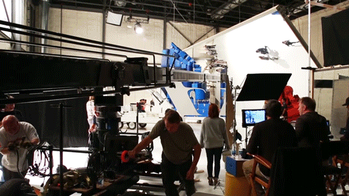 Set-DesignBrighter2.gif