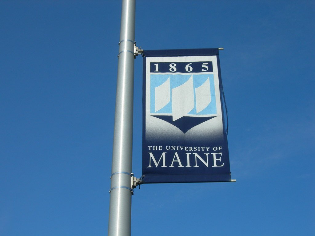 University of Maine - Flowing Seawater Laboratory Renovation